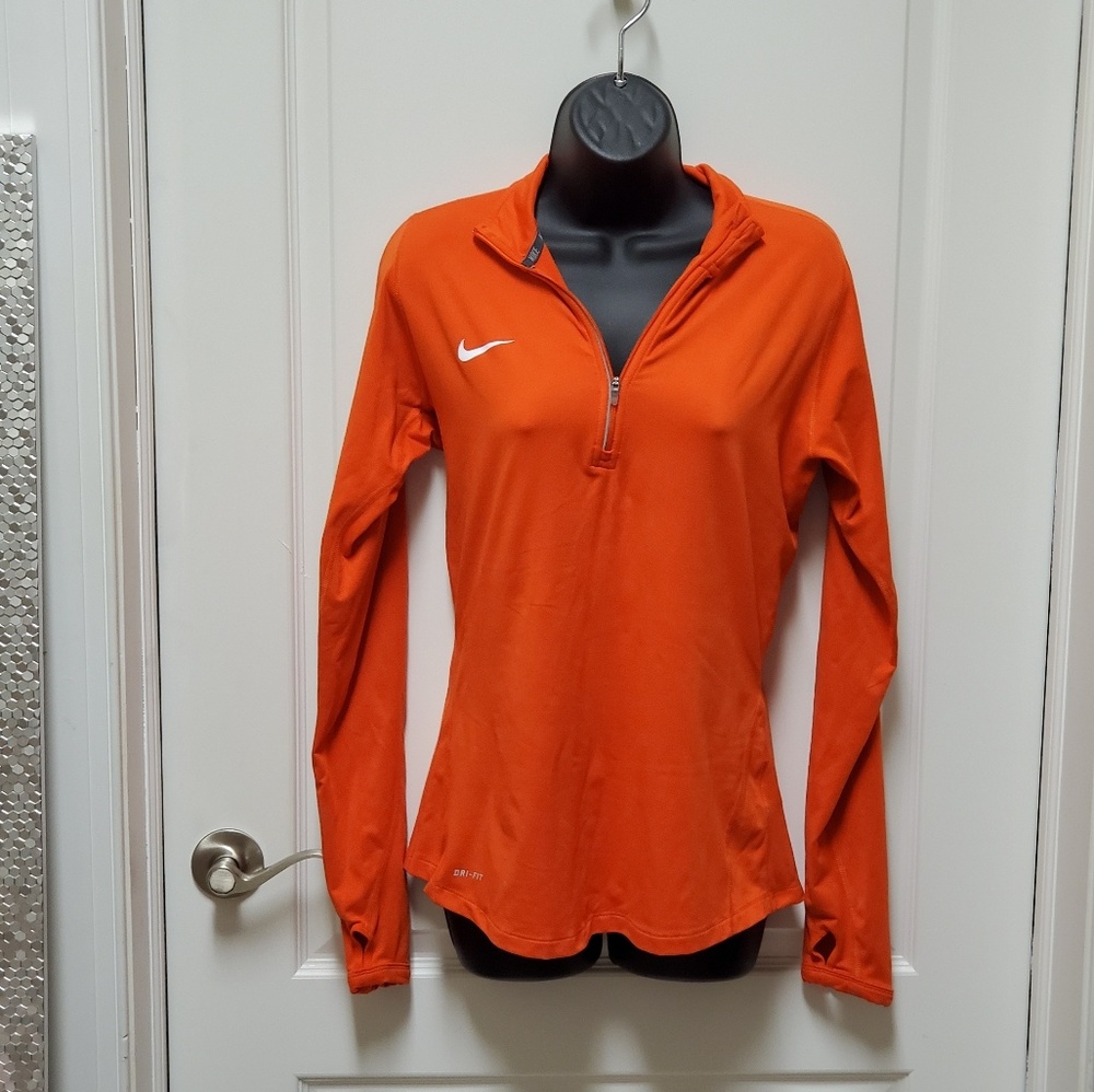 Nike Dri Fit Pull Over